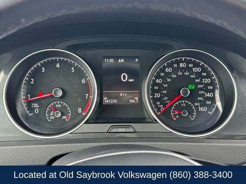 Used 2018 Volkswagen Golf SE image 34