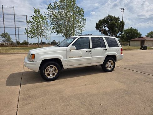 Used 1998 Jeep Grand Cherokee Limited AWD/4WD image 2