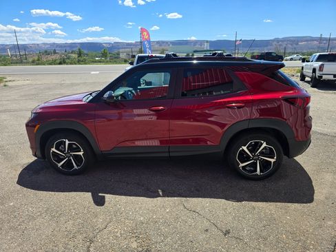Used 2022 Chevrolet TrailBlazer RS FWD image 4