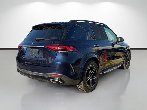 Used 2020 Mercedes-Benz GLE 350 4MATIC w/ AMG Line Exterior image 3