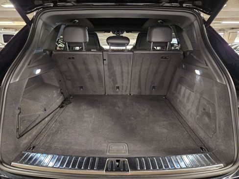 Used 2022 Porsche Cayenne S image 10