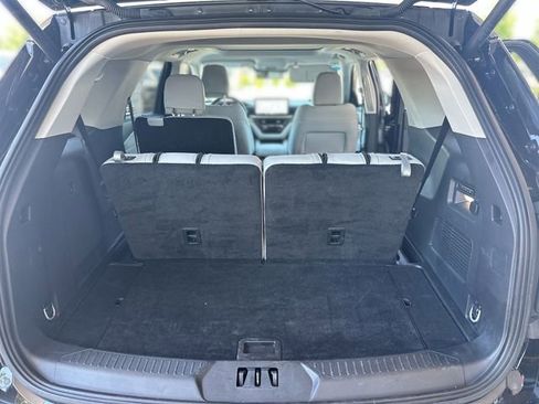Certified 2025 Ford Explorer Platinum w/ LUX Leather Package AWD/4WD image 27