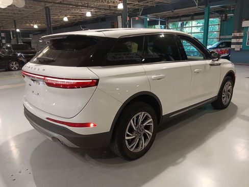 Used 2023 Lincoln Corsair AWD w/ Equipment Group 101A image 6
