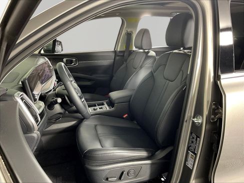 New 2026 Kia Sorento EX w/ EX Premium Package AWD/4WD image 17