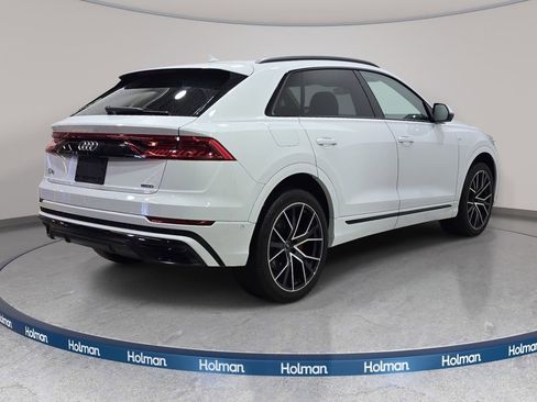 Used 2022 Audi Q8 Premium Plus w/ Premium Plus Package AWD/4WD image 6