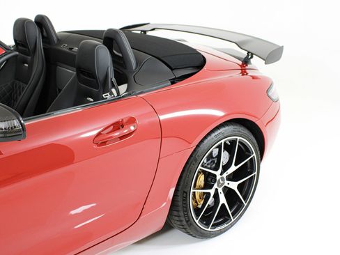 Used 2015 Mercedes-Benz SLS AMG GT Final Edition image 15