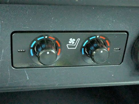 Used 2021 Toyota 4Runner Limited image 24