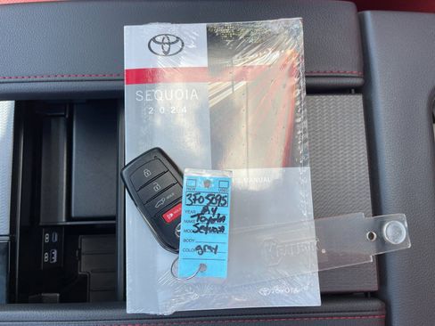 Used 2024 Toyota Sequoia TRD Pro AWD/4WD image 10