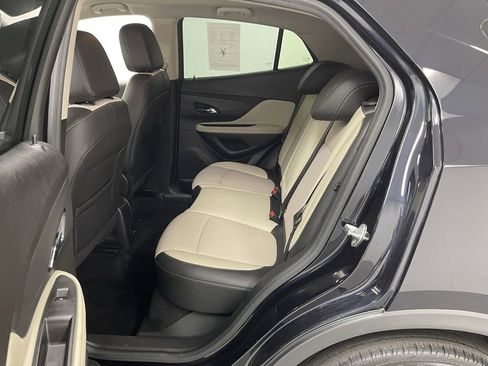 Used 2021 Buick Encore Preferred w/ Safety Package image 16