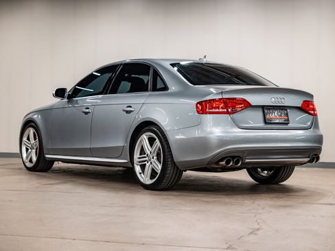 Used 2010 Audi S4 Prestige image 24