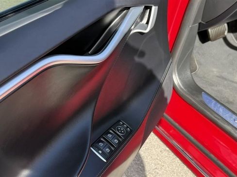 Used 2018 Tesla Model S 75D image 19