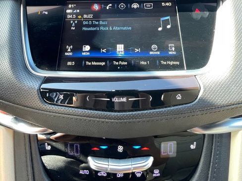 Used 2019 Cadillac XT5 Luxury FWD image 26