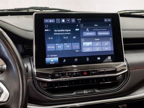 Certified 2022 Jeep Compass Trailhawk w/ Trailhawk Convenience Group AWD/4WD image 17