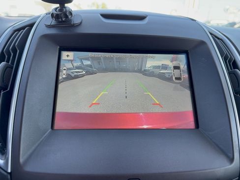 Certified 2017 Ford Edge Titanium w/ Equipment Group 302A image 20