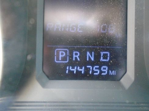 Used 2018 Nissan Titan S w/ S Utility Package RWD image 5