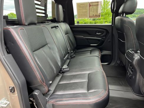 Used 2024 Nissan Titan PRO-4X w/ Pro-4x Convenience Package AWD/4WD image 27