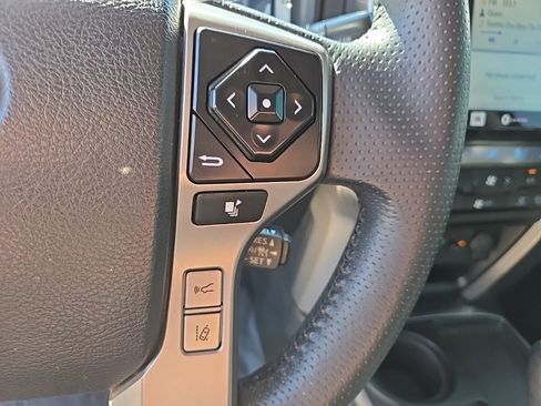 Used 2020 Toyota 4Runner Limited image 27