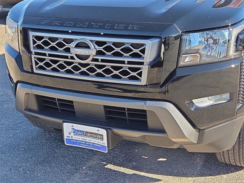 Used 2024 Nissan Frontier SV w/ SV Convenience Package image 7