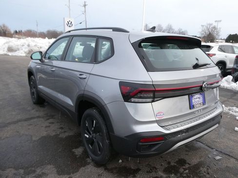 New 2026 Volkswagen Taos S image 13