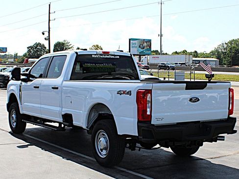 Used 2026 Ford F350 XL w/ Snow Plow/Camper Package AWD/4WD image 4