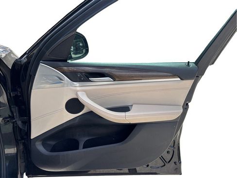 Used 2019 BMW X3 xDrive30i w/ Driving Assistance Package image 46