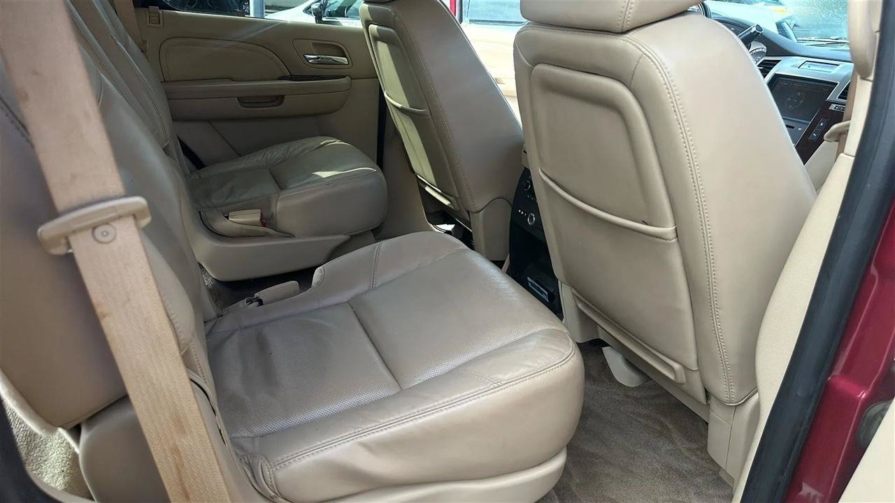 Used 2009 Cadillac Escalade 2WD image 14