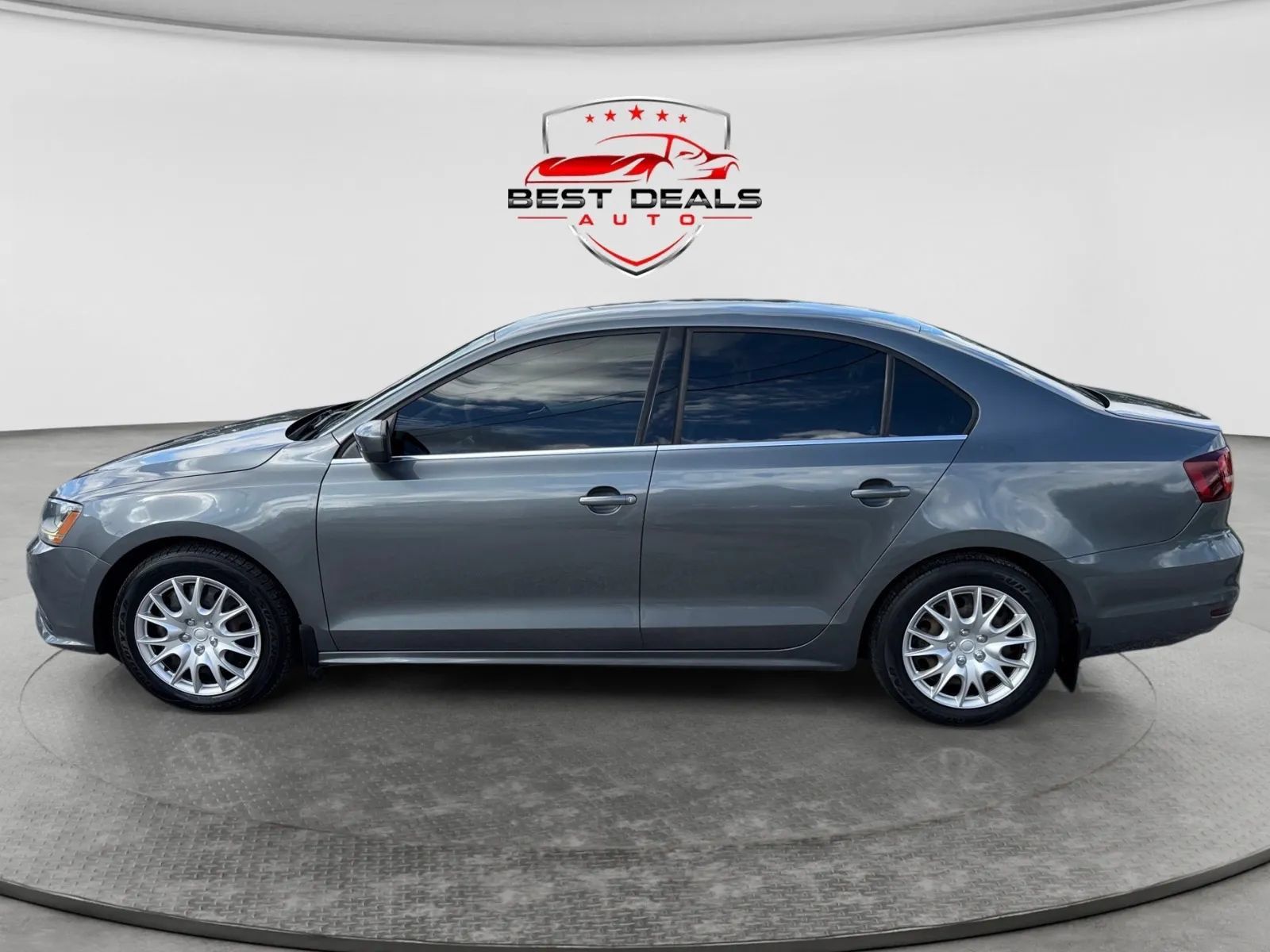 Used 2017 Volkswagen Jetta S FWD image 2
