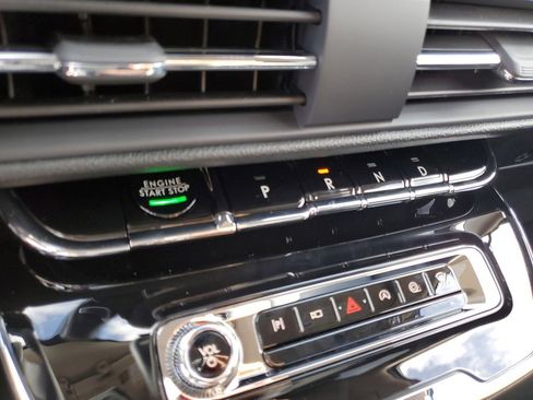 New 2026 Lincoln Corsair Premiere FWD image 29