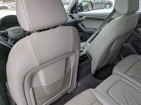 Used 2015 Audi Q5 2.0T Premium Plus w/ Technology Package image 28