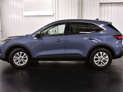 Used 2024 Ford Escape Active AWD/4WD image 4