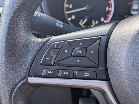 Used 2024 Nissan Altima 2.5 SV FWD image 22