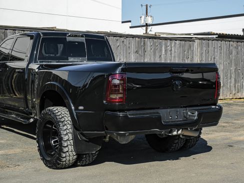 Used 2021 RAM 3500 Laramie image 12