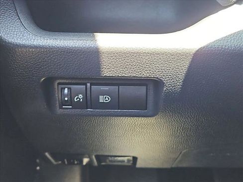 Used 2021 Toyota RAV4 LE w/ Carpet Mat Package (TMS) FWD image 16