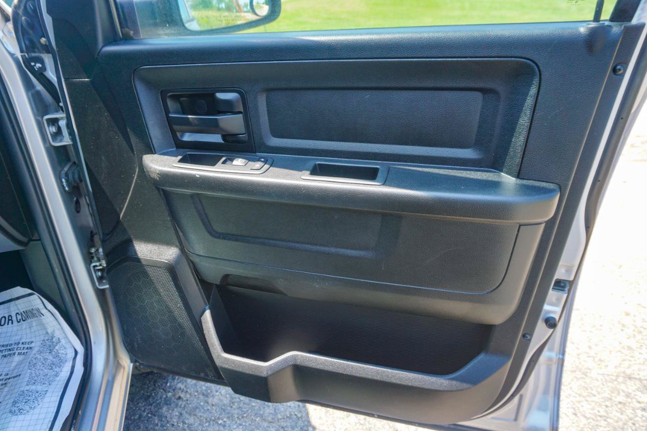 Used 2019 RAM 1500 Express w/ Express Value Package AWD/4WD image 21