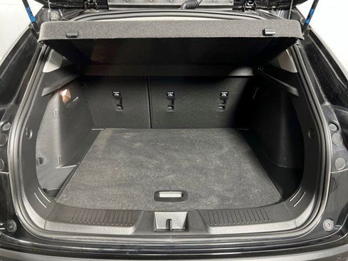 Certified 2025 Chevrolet Trax LT w/ Driver Confidence Package image 16