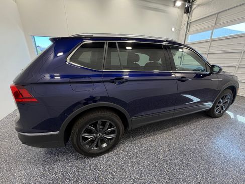 Certified 2023 Volkswagen Tiguan SE FWD image 7