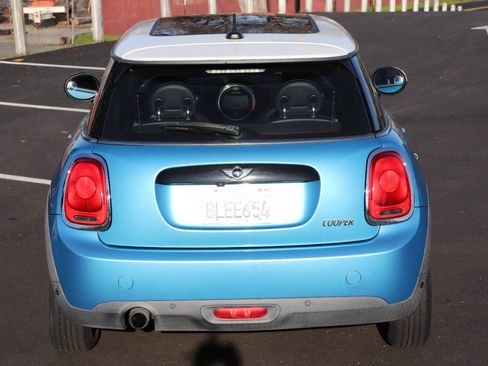Used 2016 MINI Cooper 2-Door Hardtop image 7