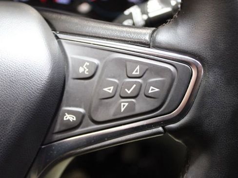 Used 2024 Chevrolet Equinox LT image 35