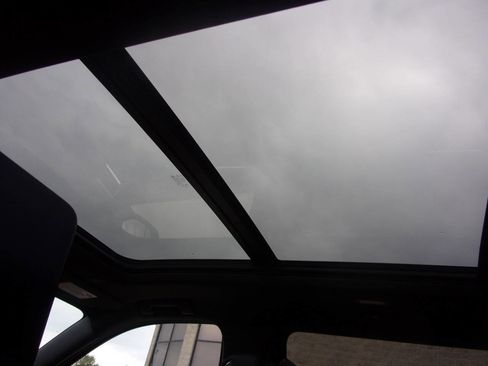 Used 2024 GMC Yukon XL Denali Ultimate image 17