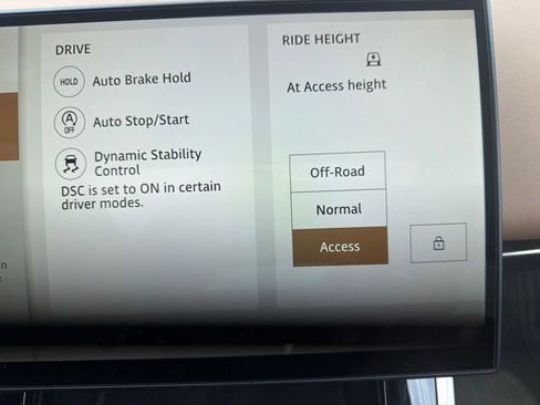 Used 2024 Land Rover Range Rover Sport SE AWD/4WD image 21