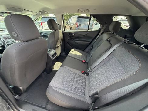 Used 2023 Chevrolet Equinox LT FWD image 12