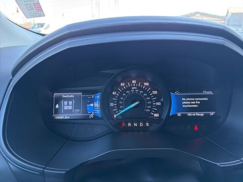 Used 2023 Ford Edge SE image 17