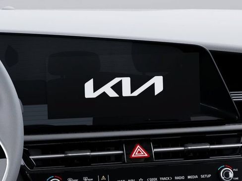 New 2026 Kia Niro EX FWD image 20