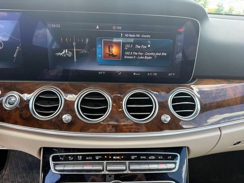 Certified 2018 Mercedes-Benz E 300 4MATIC image 17