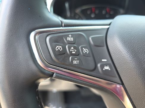 Used 2024 Chevrolet Equinox LT AWD/4WD image 15