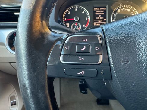 Used 2012 Volkswagen Passat TDI SE image 23