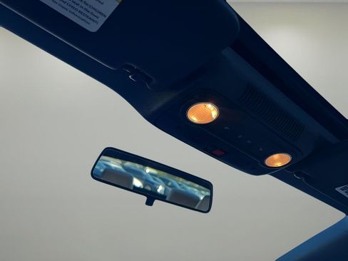 Used 2015 Volkswagen Eos Komfort image 18