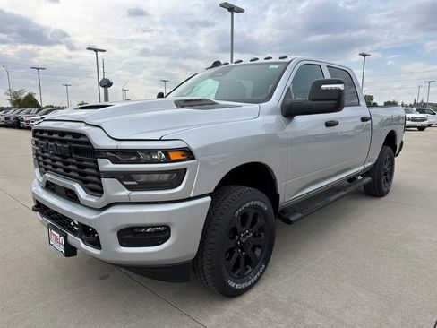 New 2026 RAM 2500 Tradesman AWD/4WD image 24