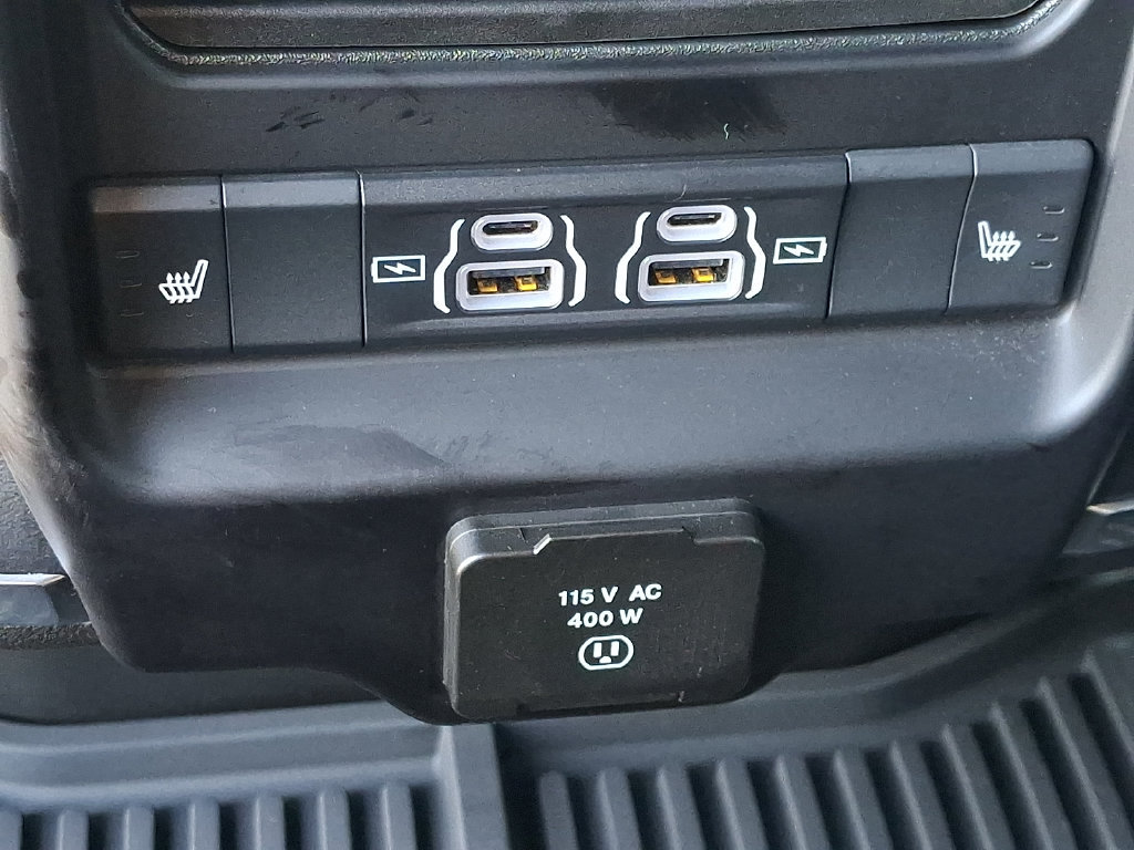 Certified 2025 RAM 3500 Laramie AWD/4WD image 14