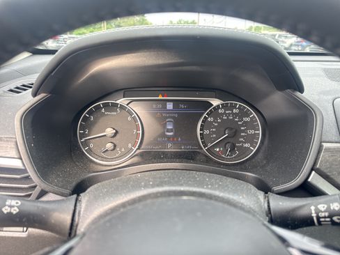 Used 2023 Nissan Altima 2.5 SV w/ SV Premium Package AWD/4WD image 20